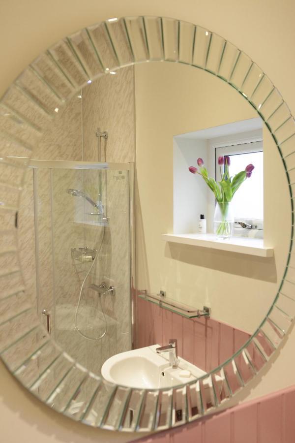 Cwmbach Lodge Luxury B&B Glasbury Ngoại thất bức ảnh
